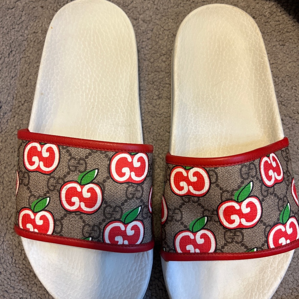 Gucci slides